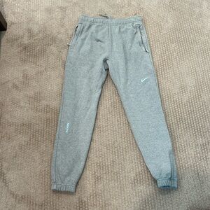 Nocta basketball sweats Size M